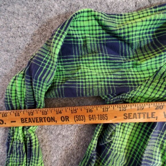 NFL Seattle Seahawks Womens Green Plaid Button Down Shirt Juniors Collection XL - Picture 8 of 14